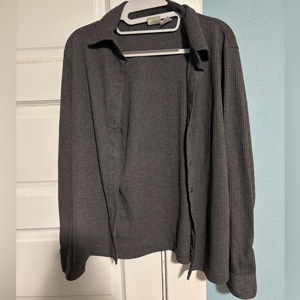 EUC North Face Ribbed Gray Button-Up Shirt